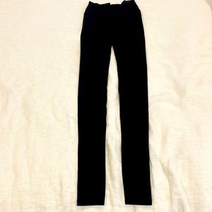 Bitsy Bottom XS mid-rise leggings. Yoga or Gym.